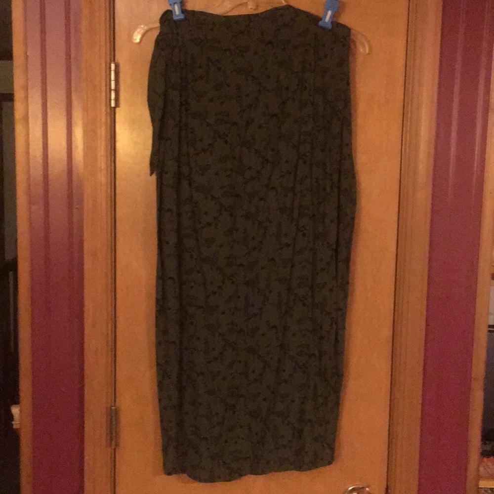 Women’s skirt